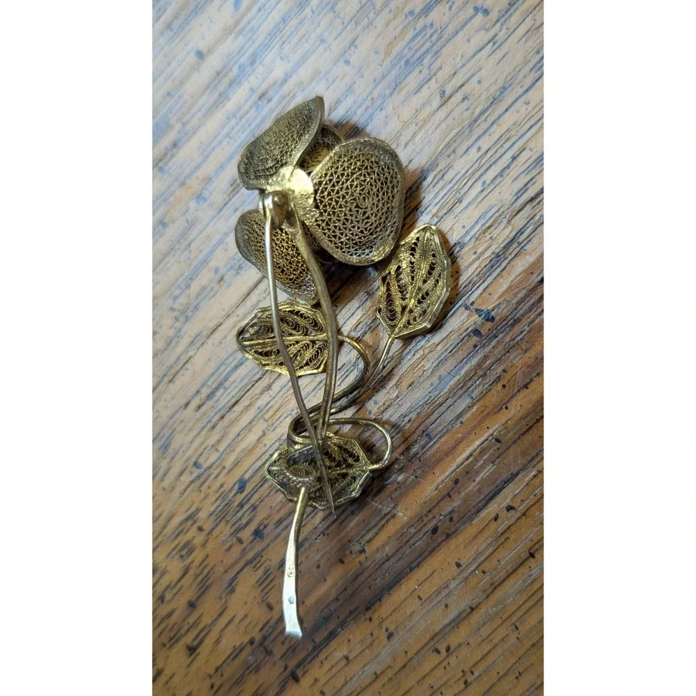 Vintage 800 Silver Ornate Intricate Filigree Enameled Leaves‎ Flower Brooch Pin
